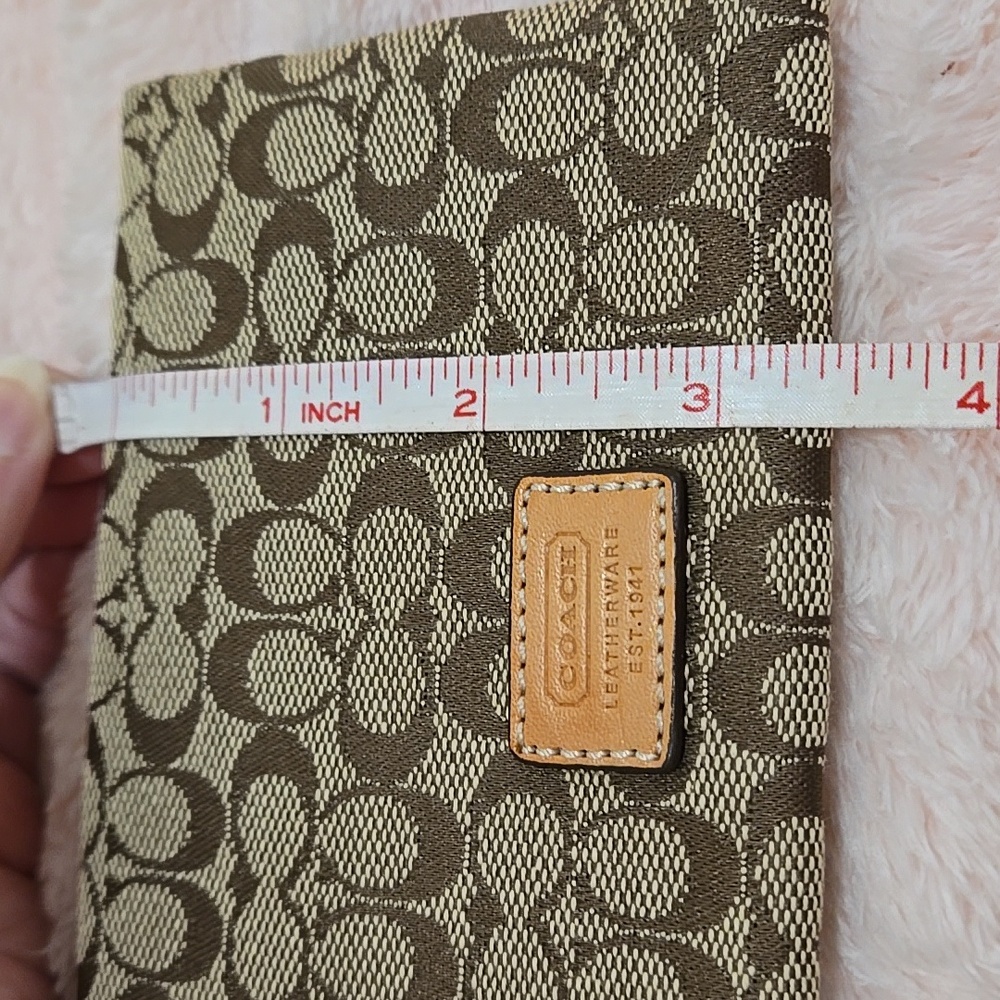 Coach Pouch - Picture 8 of 13
